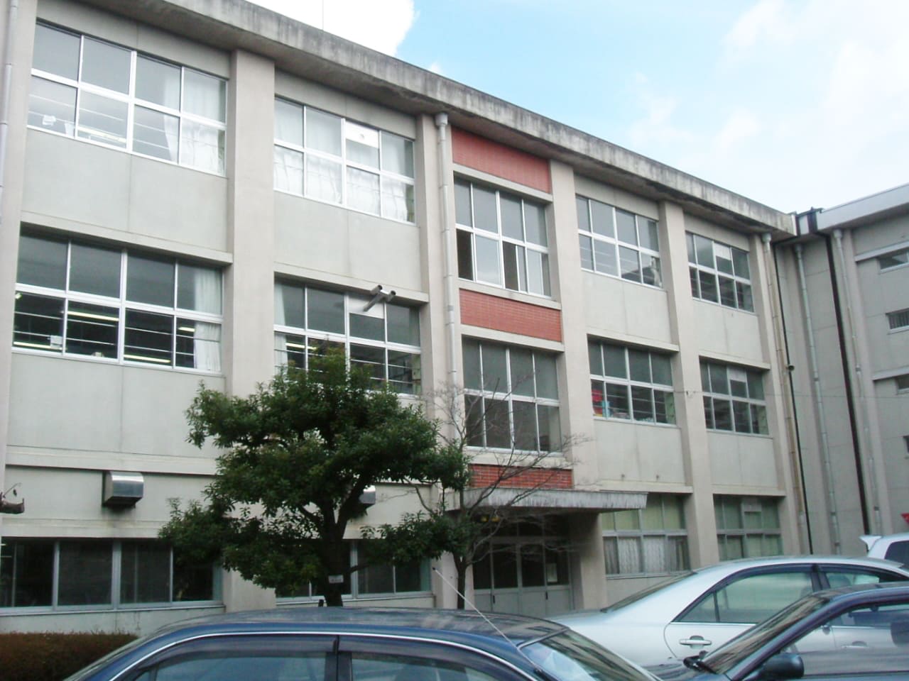 長森北小学校