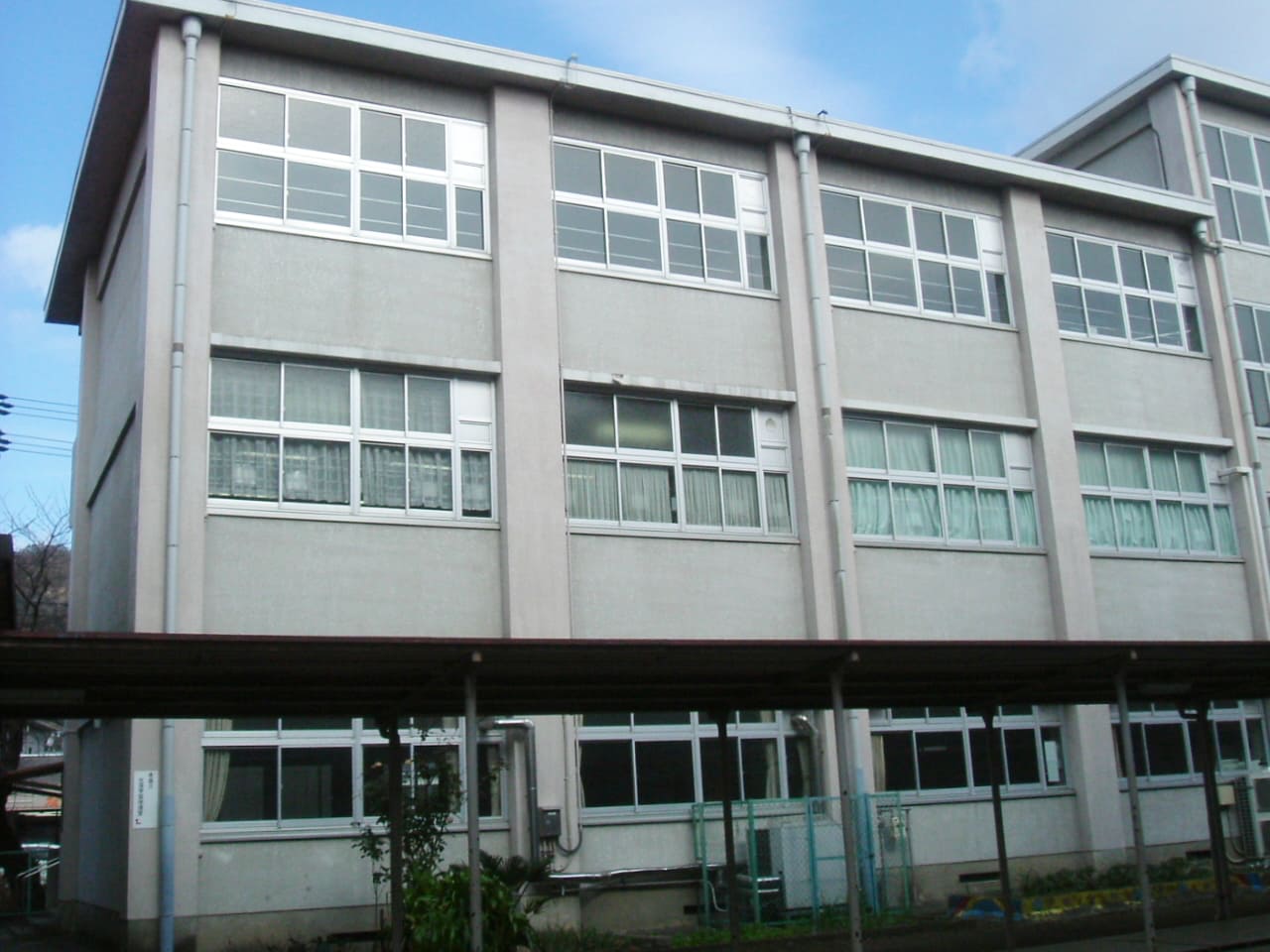 長森北小学校