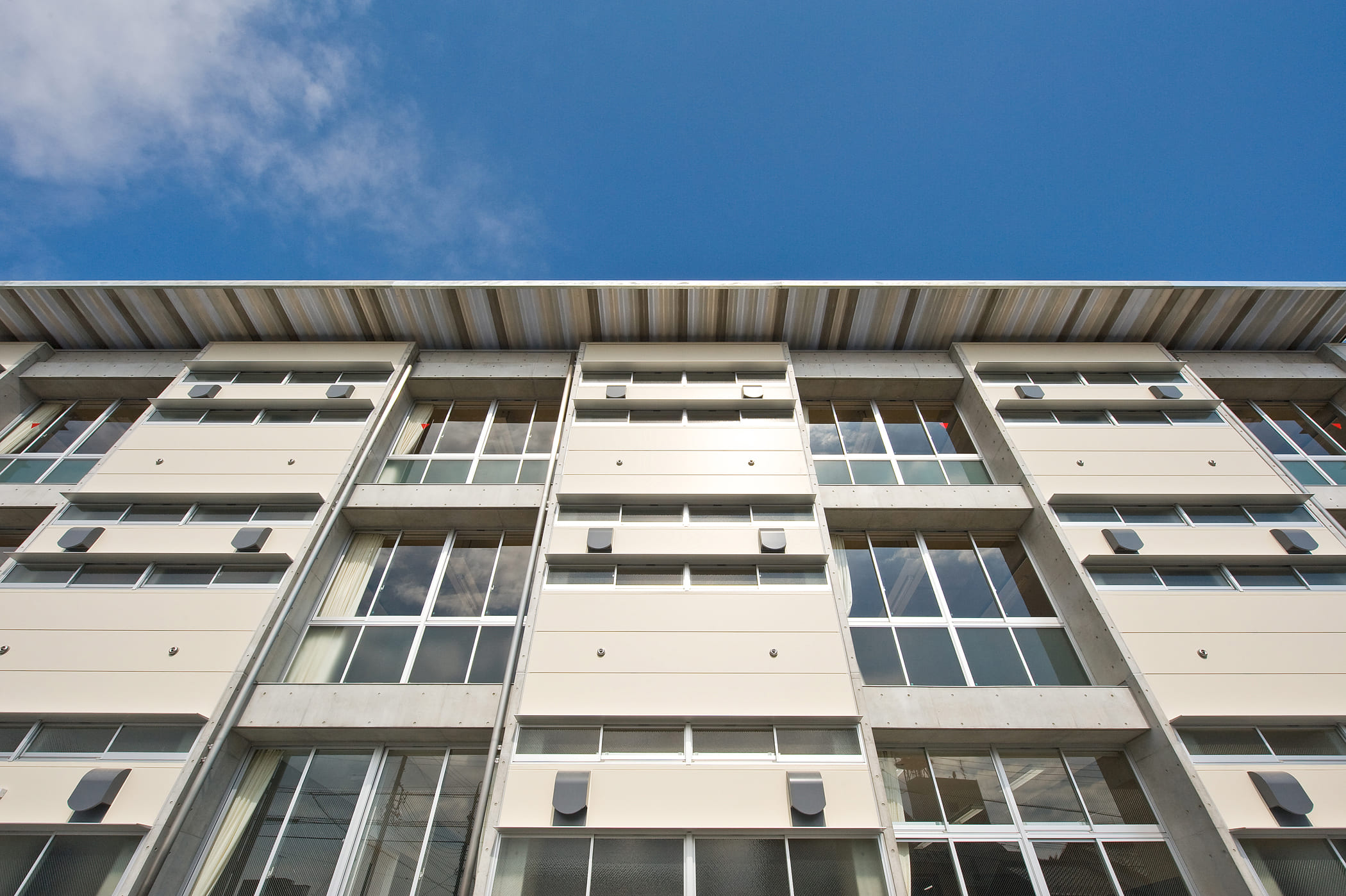 南中学校南舎及びプール建築主体工事